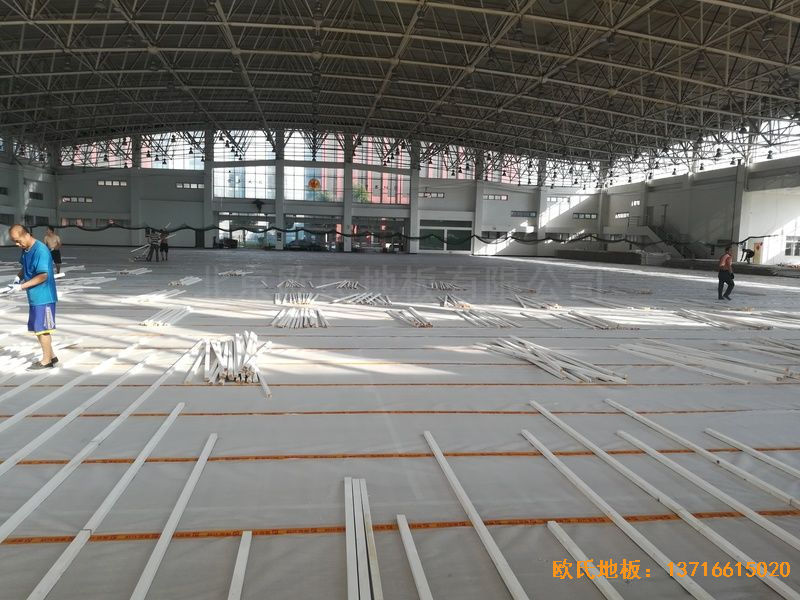 武漢體育學(xué)院運(yùn)動地板安裝案例