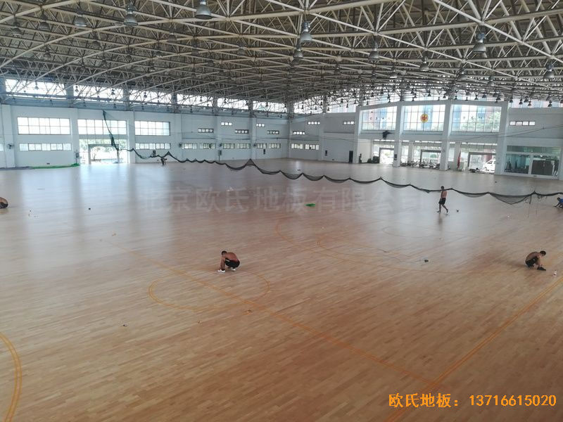 武漢體育學(xué)院運(yùn)動地板安裝案例