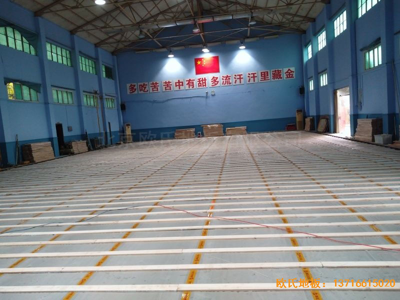 湖北武漢新華路體育場羽毛球館運(yùn)動木地板鋪設(shè)案例