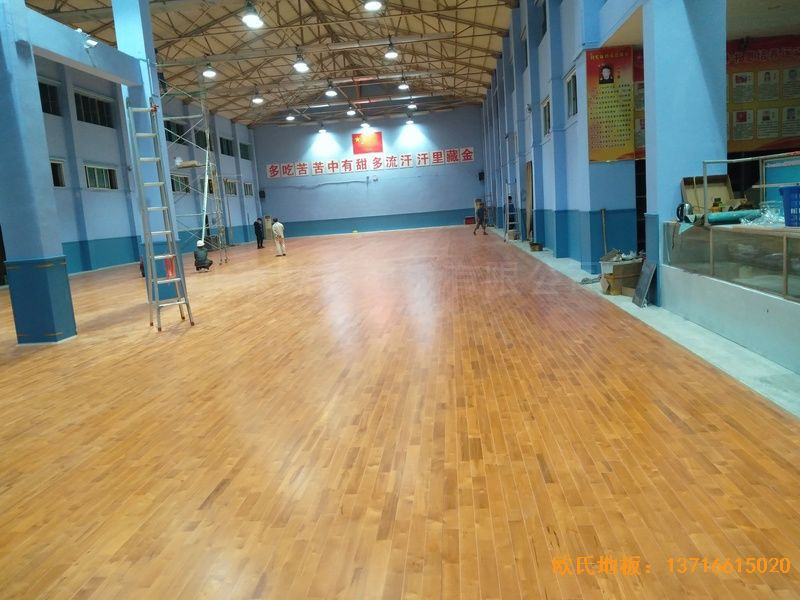 湖北武漢新華路體育場羽毛球館運(yùn)動木地板鋪設(shè)案例