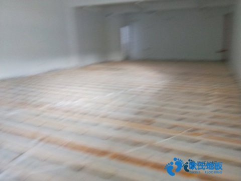 福州體育實(shí)木地板價格
