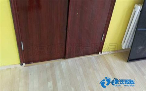 常德懸浮運(yùn)動地板施工