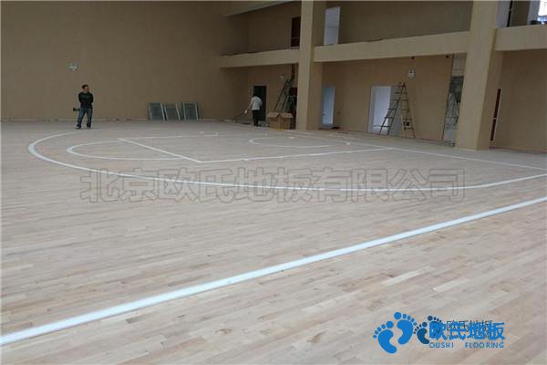 運(yùn)動(dòng)場地板哪個(gè)牌子性價(jià)比高