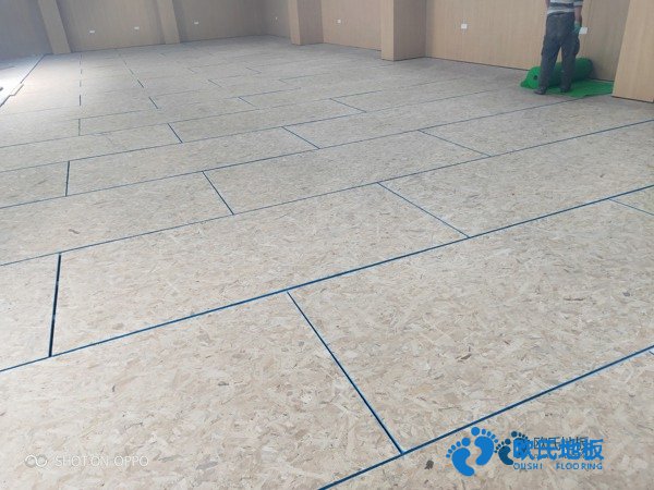 籃球場地板哪個(gè)牌子性價(jià)比高