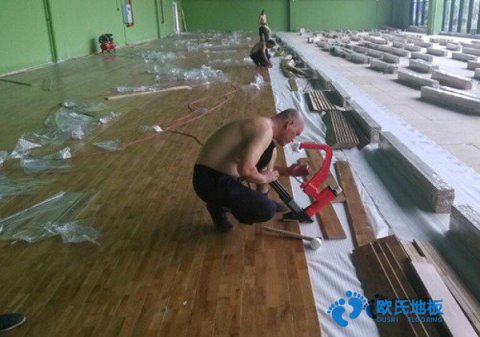 哪有籃球運(yùn)動地板安裝公司