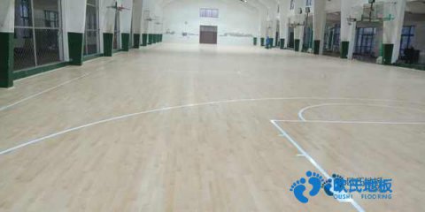 學?；@球場館木地板耐磨層