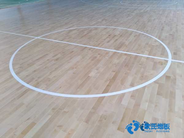 實(shí)木運(yùn)動型木地板價格