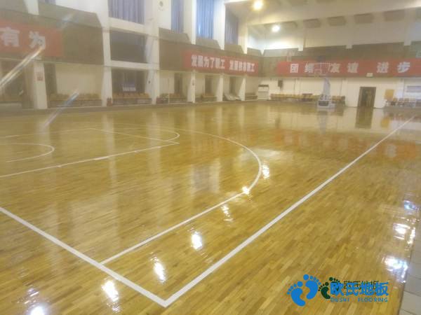 學(xué)校籃球運(yùn)動(dòng)木地板施工流程