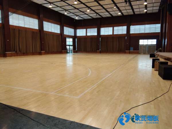 那有體育場地木地板哪個(gè)牌子環(huán)保