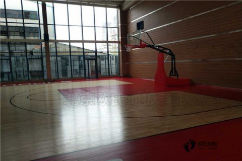 籃球運動木地板生產(chǎn)公司
