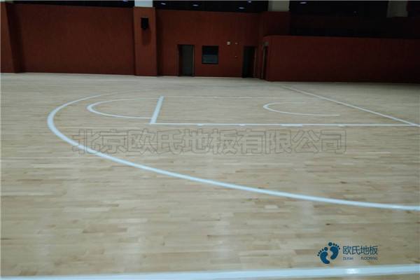 優(yōu)惠的體育場地木地板廠家報(bào)價(jià)1