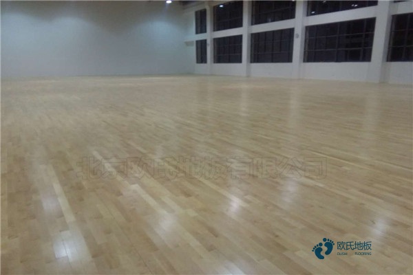 購(gòu)買(mǎi)籃球館木地板十大品牌1